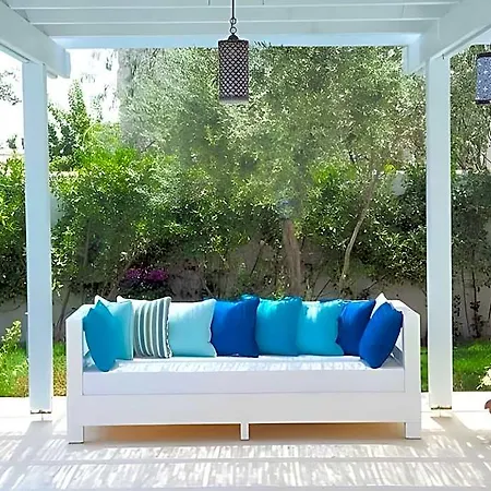 فندق Alura Boutique 3*