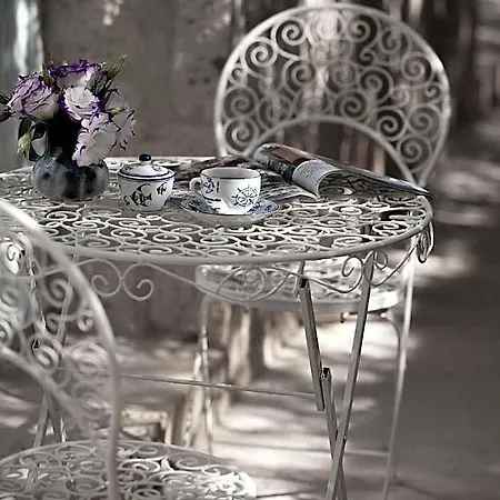 Alura Boutique ألاتشاتي